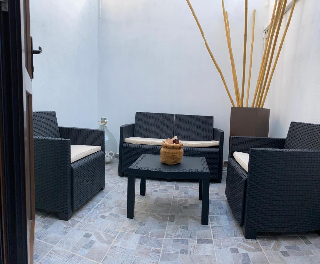 Apartmán La Casa Di Stefania Porto Pino Exteriér fotografie