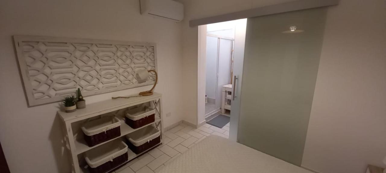 Apartmán La Casa Di Stefania Porto Pino Exteriér fotografie
